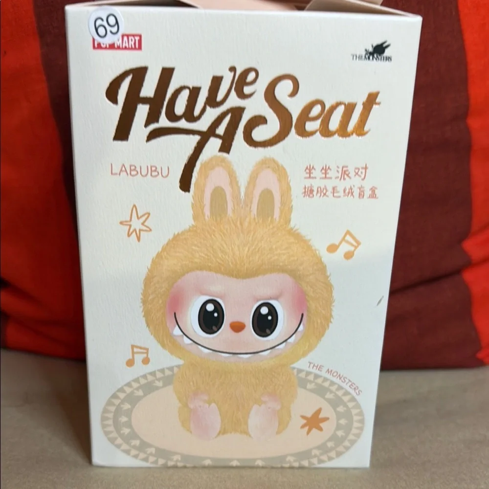 Labubu 'Have A Seat' Collectible with Card - Picture 7 of 12